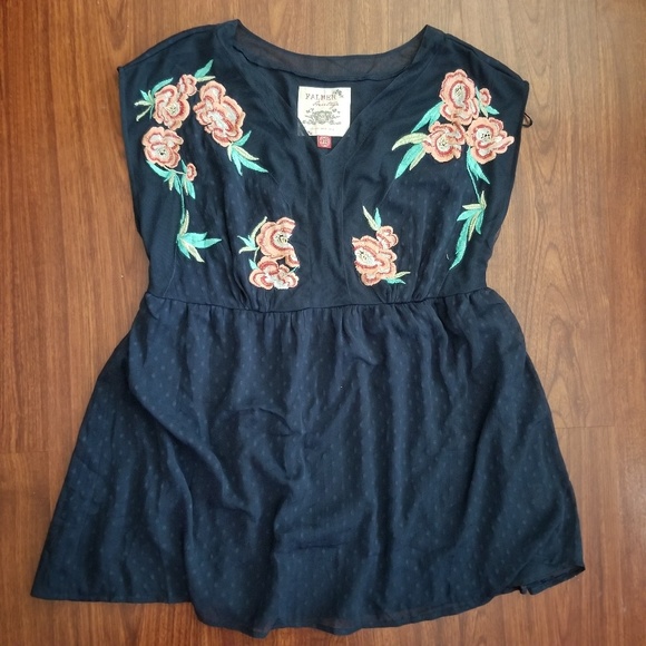 falmer heritage Tops - Women's Tunic Top Beautiful Floral Embroidery